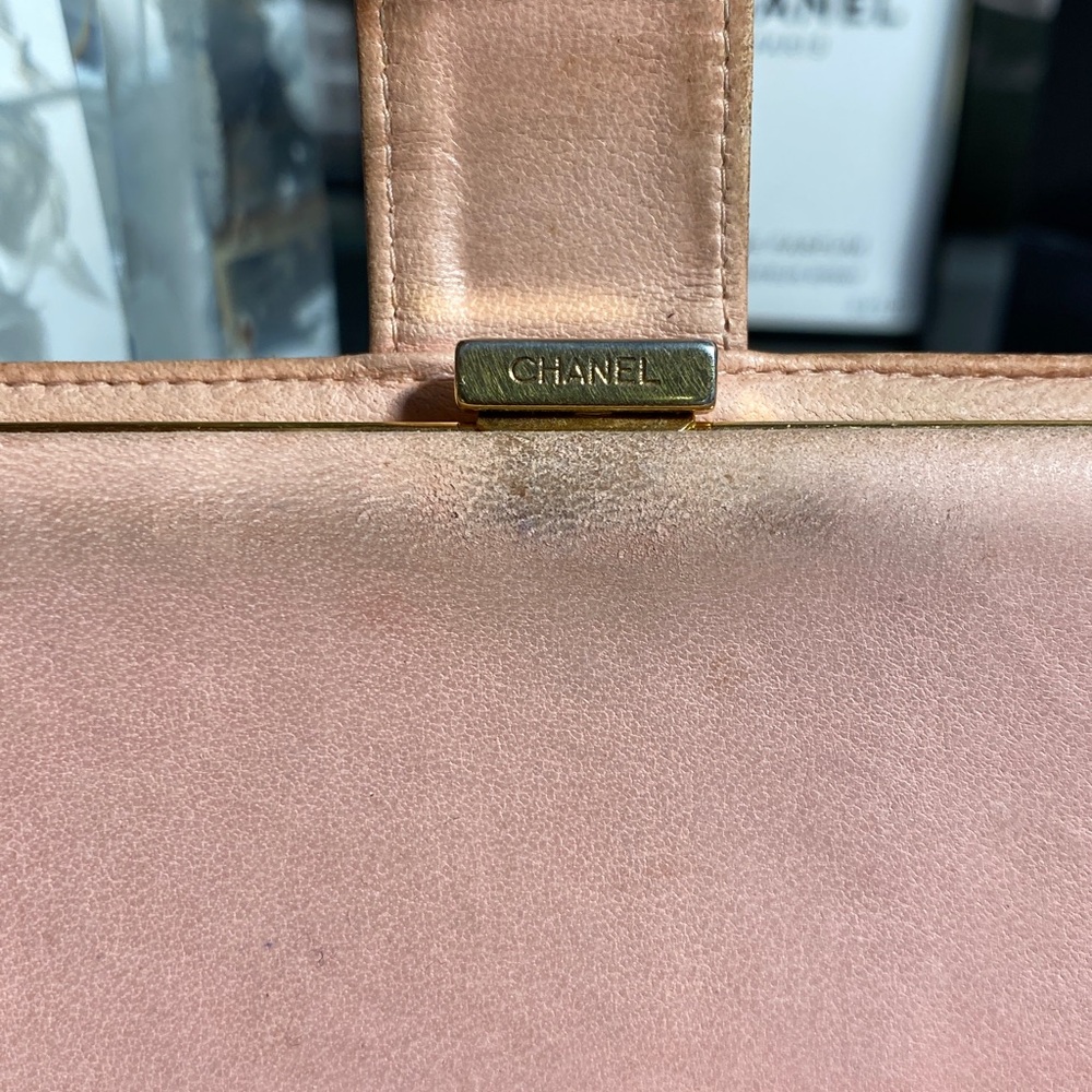 Authentic CHANEL Pink Caviar Timeless CC Purse Wallet - Picture 12 of 17